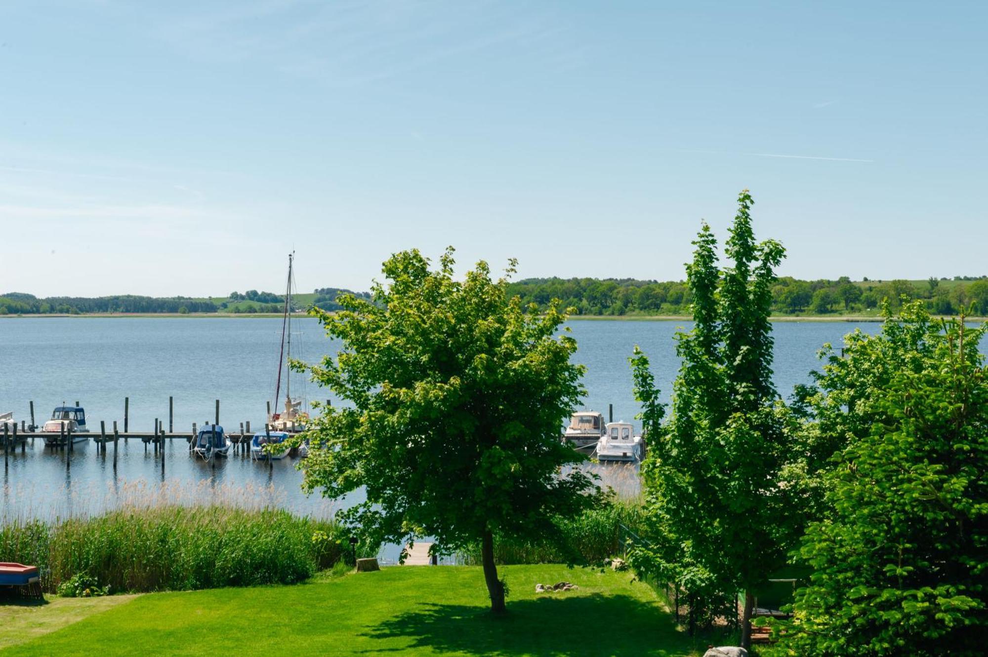 Selliner Ferienappartements Mit Balkon Und Seeblick Exterior foto